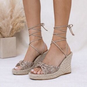 Stuart Weiztman Size 7 Metallic Lace Up Wedge Heel Sandals Cream Gold Snakeskin